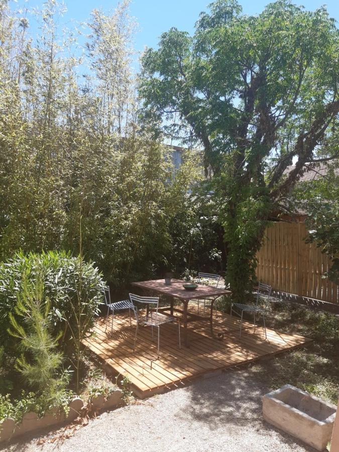 Villa " Les Bambous " , Jardin , Terrasse , Climatisation , Wifi , Parking Avignon Luaran gambar
